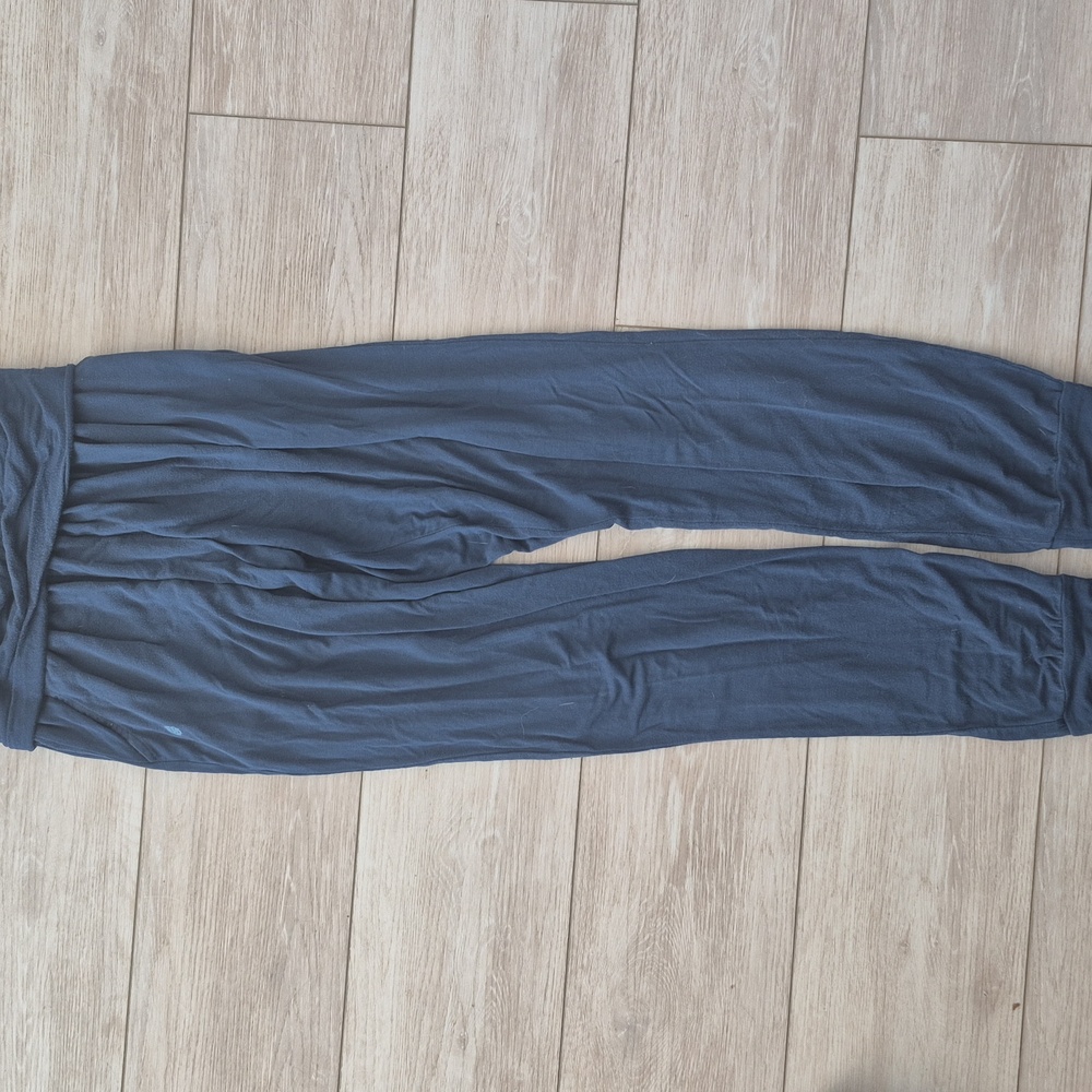 Womens flowy yoga pants